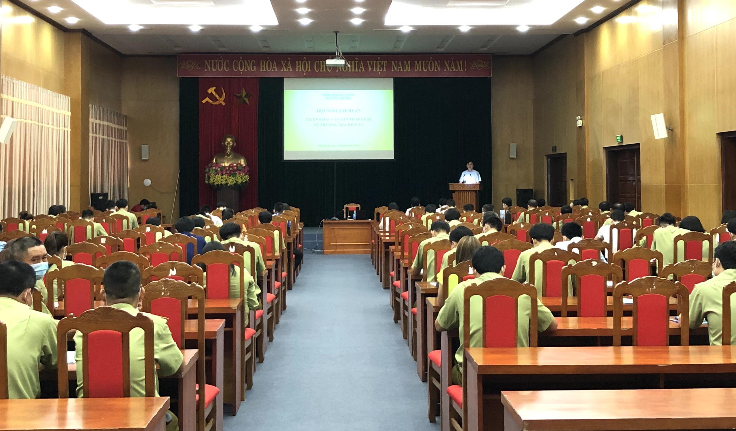 Sở Công Thương Bắc Giang triển khai văn bản pháp luật về thương mại điện tử