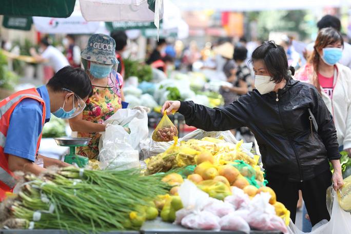 TP HCM sẵn sàng mở lại chợ truyền thống, thị trường hàng hóa khu vực miền Bắc, miền Trung ổn định