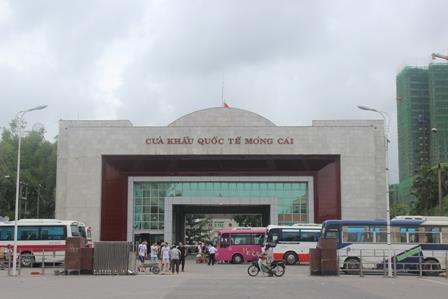 Tiếp tục xuất, nhập khẩu và vận chuyển hàng hóa với Trung Quốc qua lối mở Km3+4, phường Hải Yên, thành phố Móng Cái, tỉnh Quảng Ninh