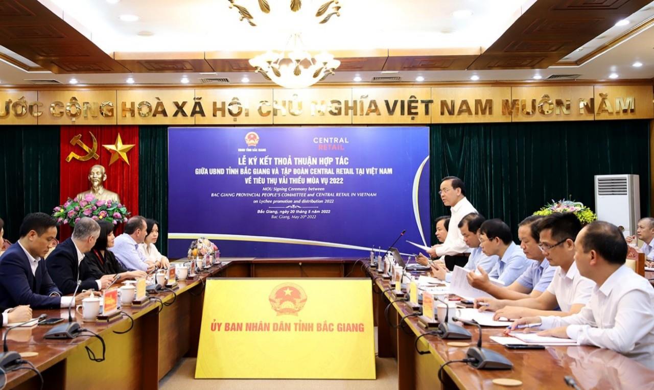 UBND tỉnh Bắc Giang ký kết thỏa thuận hợp tác tiêu thụ vải thiều với Tập đoàn Central Retail