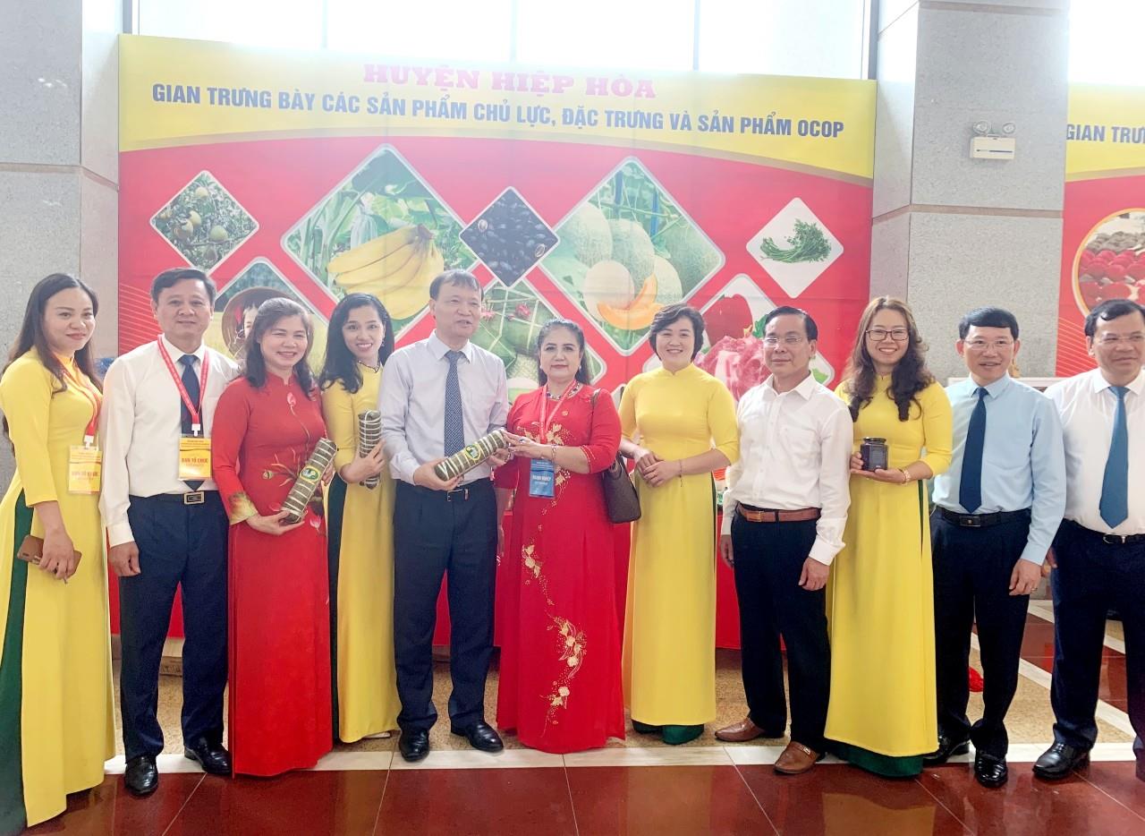 Quảng bá sản phẩm của tỉnh Bắc giang tại hội nghị xúc tiến tiêu thụ vải thiều năm 2022