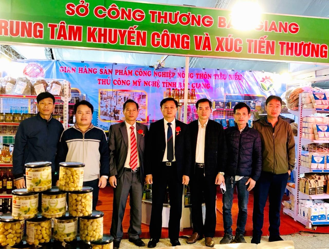 Bắc Giang: Tham gia hội chợ triển lãm hàng công nghiệp nông thôn tiêu biểu, hàng thủ công mỹ nghệ tỉnh Lâm Đồng năm 2020